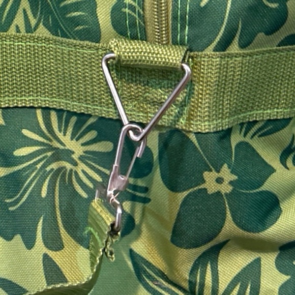 American Travel Luggage And Travel Hawaiin Rolling Weekender Bag - Picture 5 of 11